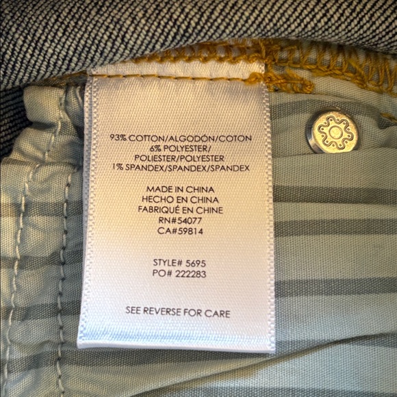 Cabi Slim Boyfriend Blue Jeans Style 5695 Size 6 - Picture 7 of 7